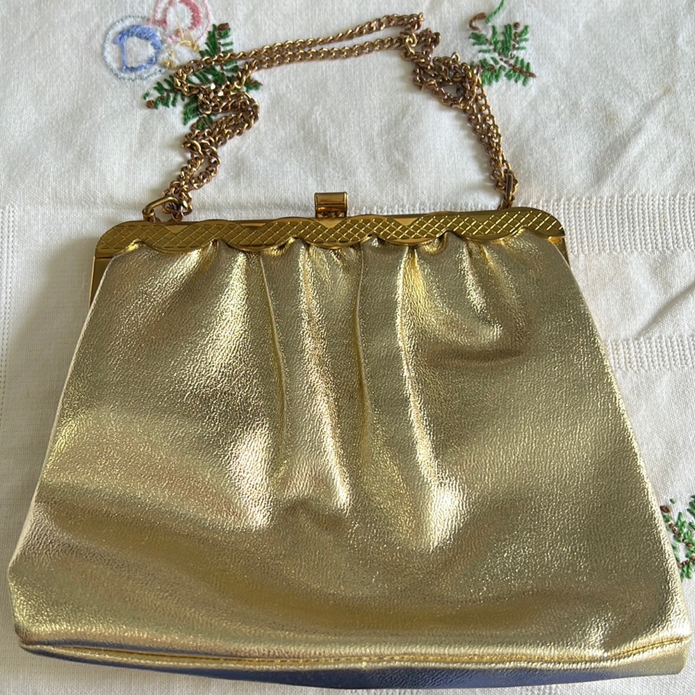 Vintage hand bag